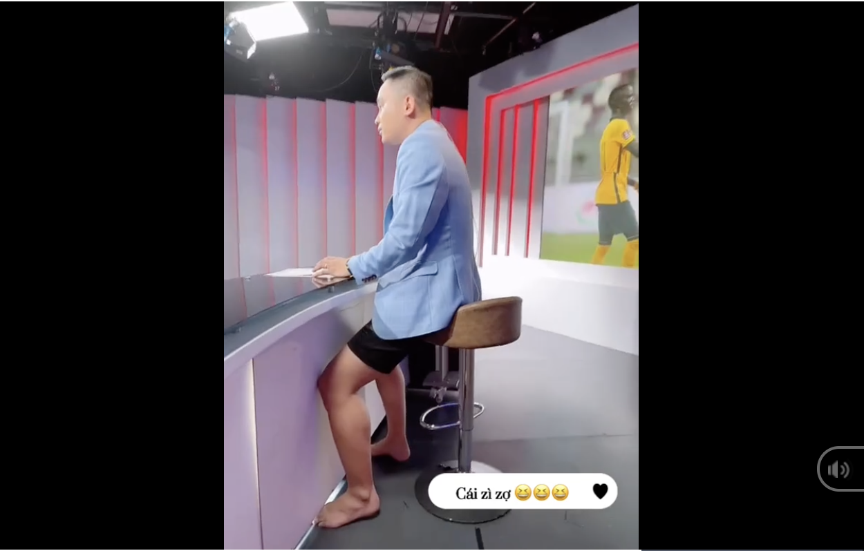 Hình ảnh phía sau khiến nhiều người không khỏi bật cười. Ảnh chụp từ clip