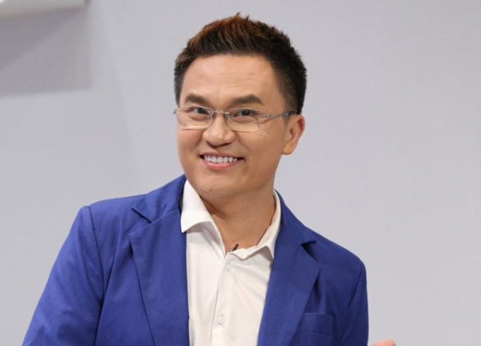 MC Đại Nghĩa bất ngờ tuyên bố tạm dừng làm từ thiện giữa 'tâm bão sao kê' 3 MC Đại Nghĩa bất ngờ tuyên bố tạm dừng làm từ thiện giữa 'tâm bão sao kê' 3