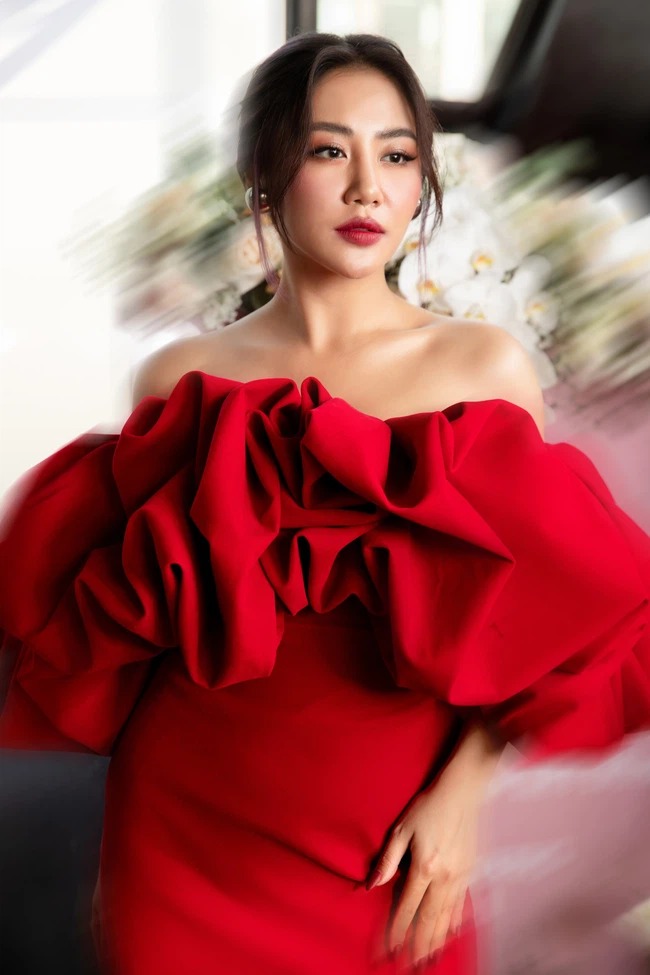 Văn Mai Hương phủ sóng Tiktok với siêu phẩm mừng sinh nhật sau ồn ào bản quyền - Ảnh 2 Văn Mai Hương phủ sóng Tiktok với siêu phẩm mừng sinh nhật sau ồn ào bản quyền - Ảnh 2