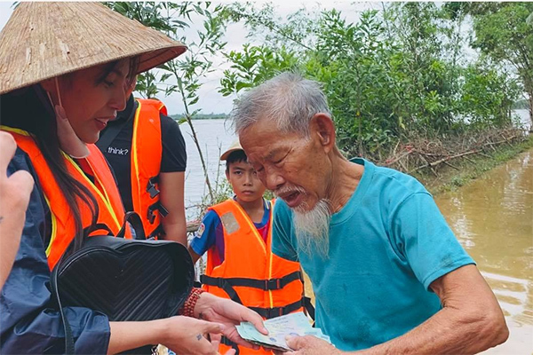 Thông tin mới nhất về quá trình tra soát hoạt động từ thiện của ca sĩ Thuỷ Tiên 2 Thông tin mới nhất về quá trình tra soát hoạt động từ thiện của ca sĩ Thuỷ Tiên 2