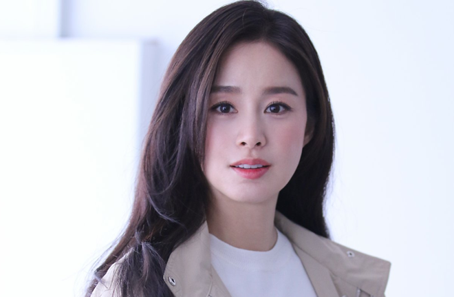 Loạt ảnh mặt mộc của 2 quốc bảo nhan sắc xứ Hàn: Song Hye Kyo tinh khôi, Kim Tae Hee đầy thánh thiện 13