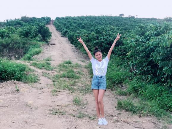 Những lần Thuý Diễm và Lương Thế Thành khoe tài sản mình sở hữu lên trang cá nhân. Ảnh: Facebook Những lần Thuý Diễm và Lương Thế Thành khoe tài sản mình sở hữu lên trang cá nhân. Ảnh: Facebook