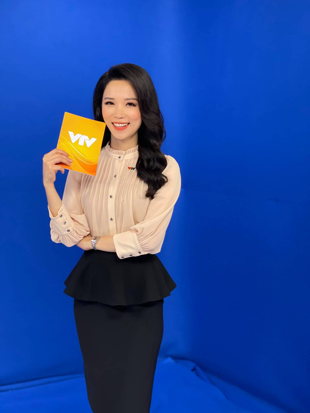 Nhan sắc đời thường mê mẩn của nữ BTV nhà đài VTV Hải Yến 3 Nhan sắc đời thường mê mẩn của nữ BTV nhà đài VTV Hải Yến 3