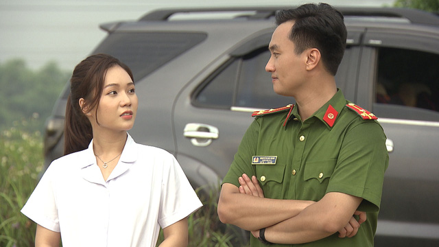 Phố trong làng tập 6: 'Chí Phèo' Mến sẽ bị vợ kiện, ông Quyền lộ 'bộ mặt thật'? 4 Phố trong làng tập 6: 'Chí Phèo' Mến sẽ bị vợ kiện, ông Quyền lộ 'bộ mặt thật'? 4