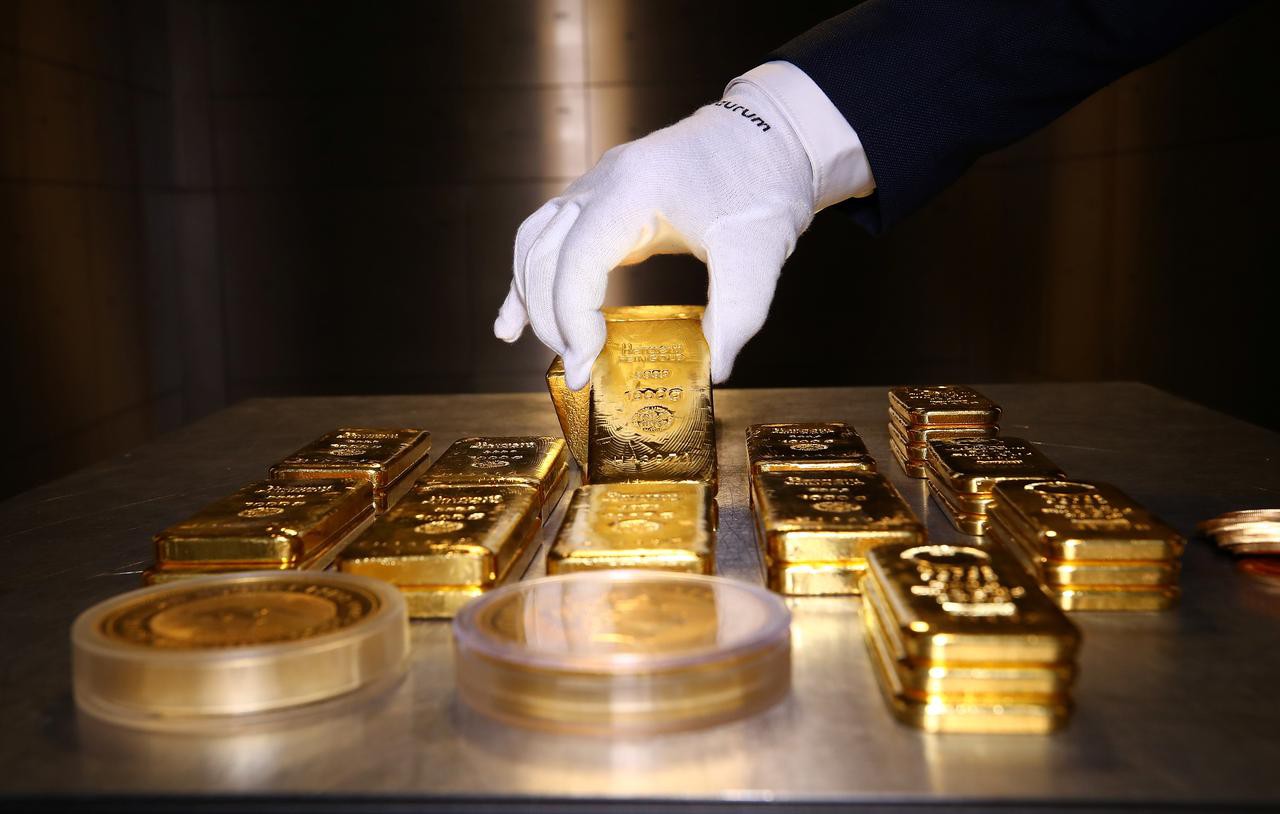Giá vàng hôm nay 18/11: Vàng SJC xác lập kỷ lục, vượt ngưỡng 62 triệu đồng/lượng 1