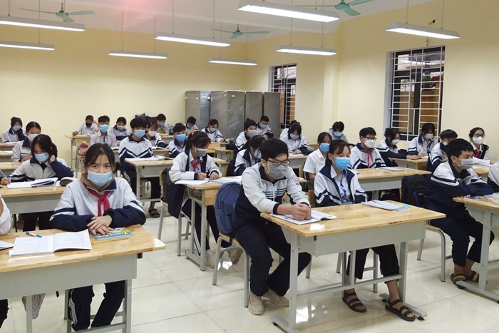 Học sinh Trường THCS Xuân Mai A, huyện Chương Mỹ trong ngày đầu đến lớp Học sinh Trường THCS Xuân Mai A, huyện Chương Mỹ trong ngày đầu đến lớp
