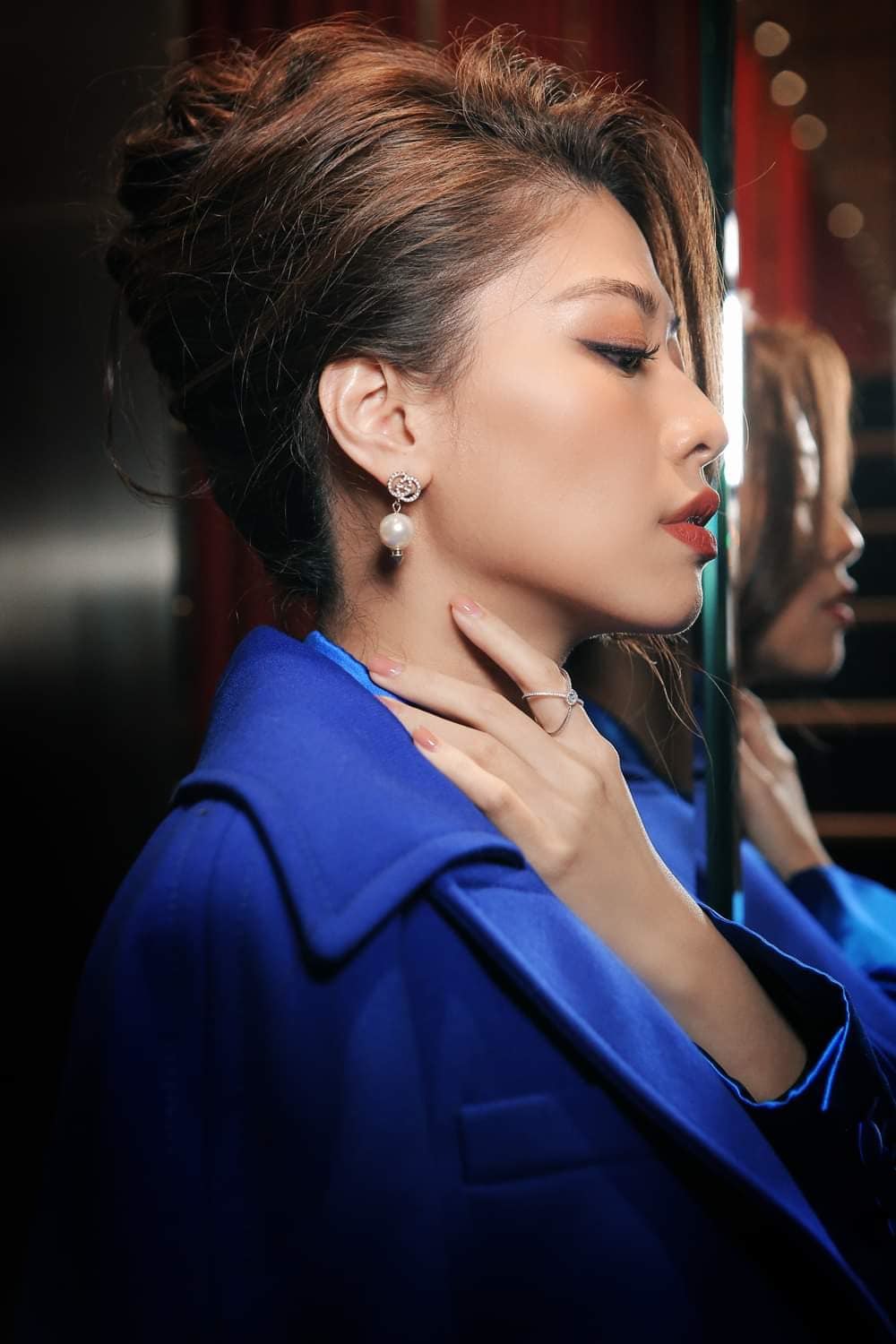 BTV Ngọc Trinh thả nhẹ ảnh sương sương, dân tình ‘rớt hố u mê’ vì nhan sắc đỉnh cao và thần thái sang chảnh - Ảnh 3 BTV Ngọc Trinh thả nhẹ ảnh sương sương, dân tình ‘rớt hố u mê’ vì nhan sắc đỉnh cao và thần thái sang chảnh - Ảnh 3