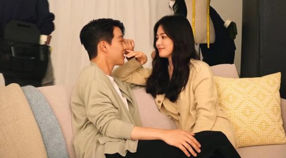 Song Hye Kyo để lộ biểu cảm lạ giữa lúc chồng cũ Song Joong Ki 'dậy sóng' vì tin đồn hẹn hò bạn diễn 5