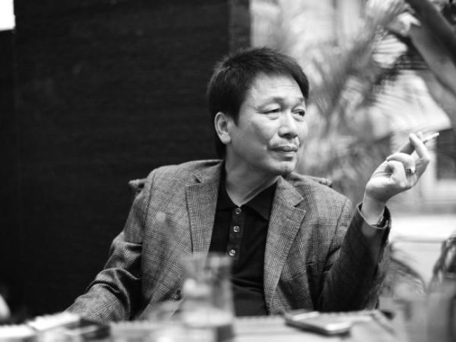 Nhạc sĩ Phú Quang đã không còn là 'người nhạc sĩ lang thang hoài trên phố' nữa... Ảnh: Internet Nhạc sĩ Phú Quang đã không còn là 'người nhạc sĩ lang thang hoài trên phố' nữa... Ảnh: Internet