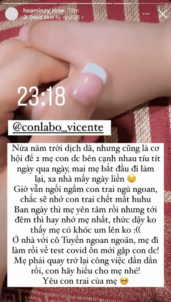 Hòa Minzy đăng tải hình ảnh facetime cùng quý tử nhưng không giấu được nỗi buồn. Ảnh: Facebook