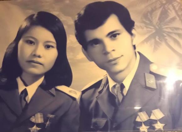 'U mê' trước nhan sắc của bố mẹ Hồ Ngọc Hà cách đây 40 năm trước - Ảnh 2 'U mê' trước nhan sắc của bố mẹ Hồ Ngọc Hà cách đây 40 năm trước - Ảnh 2