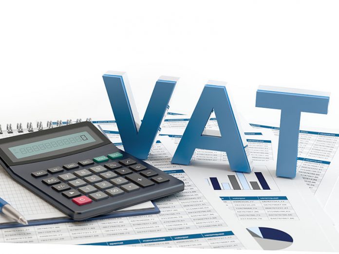 CHÍNH THỨC: Quốc hội đồng ý giảm 2% thuế VAT trong năm 2022 1