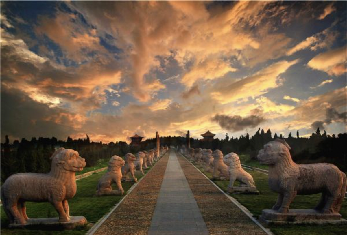 Thần Lộ, con đường đại diện đưa hoàng đế Trung Hoa qua đời quay trở về trời được xây dựng vô cùng hoành tráng. Ảnh: Internet Thần Lộ, con đường đại diện đưa hoàng đế Trung Hoa qua đời quay trở về trời được xây dựng vô cùng hoành tráng. Ảnh: Internet
