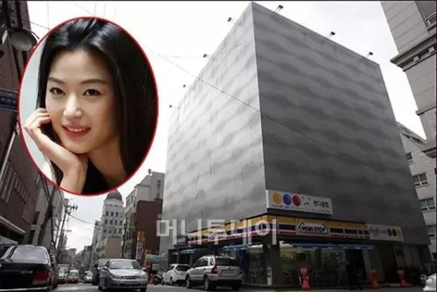 'Mợ chảnh' Jun Ji Hyun chơi lớn khi chốt đơn tòa nhà nghìn tỷ, dân tình thực sự choáng váng - Ảnh 1 'Mợ chảnh' Jun Ji Hyun chơi lớn khi chốt đơn tòa nhà nghìn tỷ, dân tình thực sự choáng váng - Ảnh 1