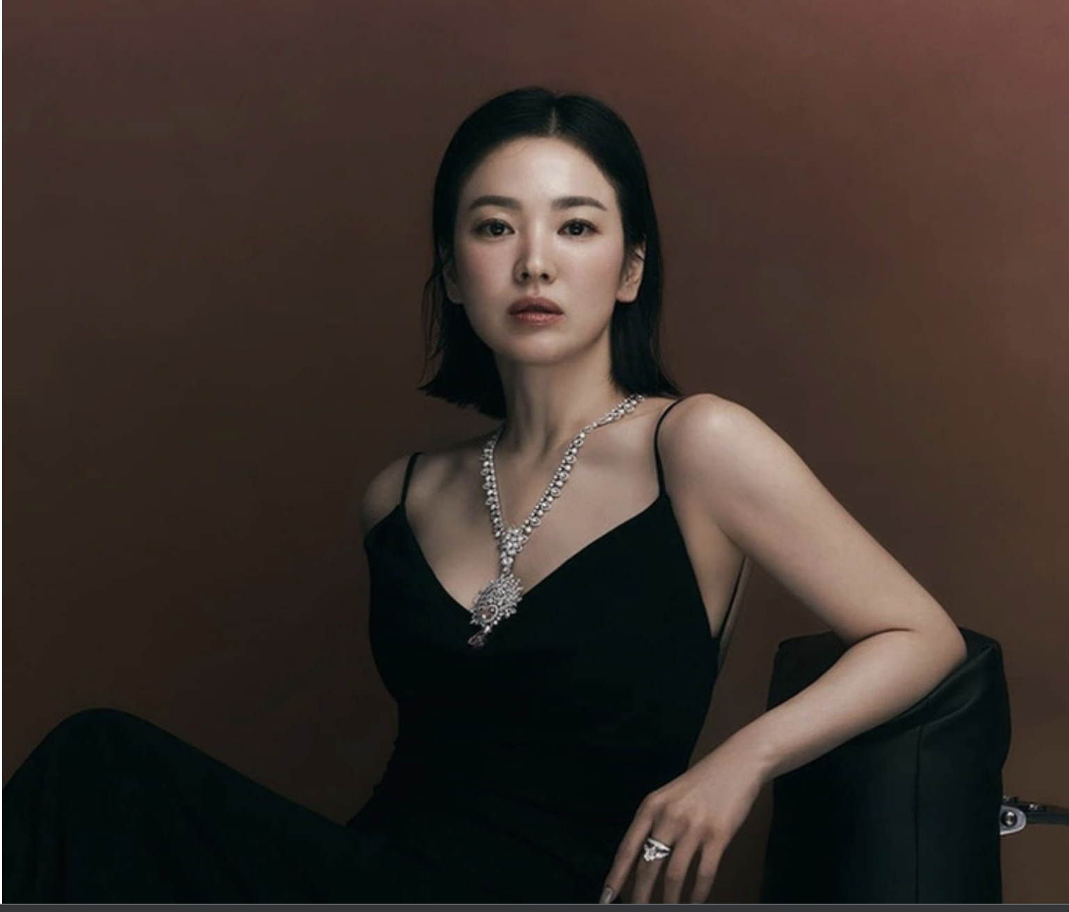 Lật tẩy con người thật của Song Hye Kyo: Là khát khao lột xác hay nỗi sợ già nua? - Ảnh 2