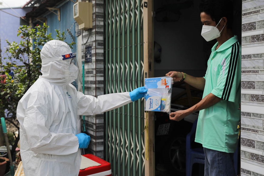 Bộ Y tế ban hành hướng dẫn mới nhất về F0 điều trị tại nhà, người dân cần đặc biệt chú ý, Ảnh: Internet