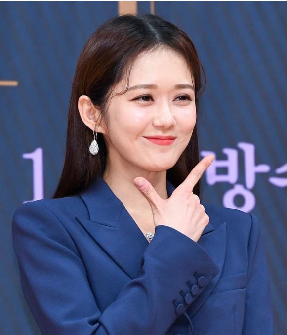 Khoe mặt mộc 'chuẩn cực phẩm', Jang Nara khiến dân tình rớt 'hố u mê' vì nhan sắc bất lão! - Ảnh 1 Khoe mặt mộc 'chuẩn cực phẩm', Jang Nara khiến dân tình rớt 'hố u mê' vì nhan sắc bất lão! - Ảnh 1