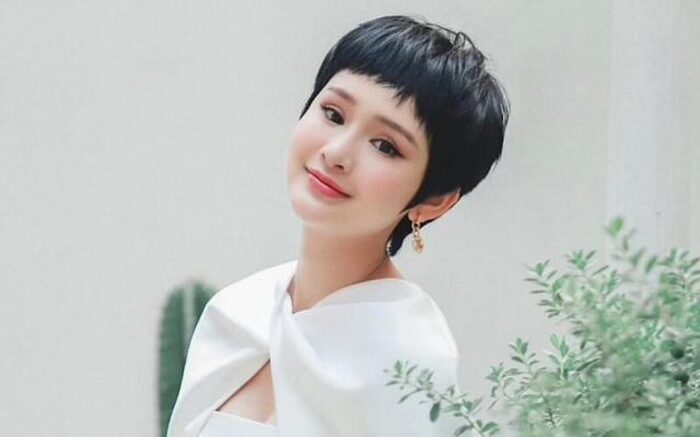 Hậu ồn ào tình ái, Hiền Hồ bất ngờ lộ diện khi rò rỉ một đoạn clip mới? - Ảnh 1 Hậu ồn ào tình ái, Hiền Hồ bất ngờ lộ diện khi rò rỉ một đoạn clip mới? - Ảnh 1