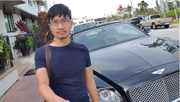 Hình ảnh đại gia Cao Toàn Mỹ bị ảnh hưởng nặng nề sau ồn ào tình ái với Trương Hồ Phương Nga. Ảnh: Internet Hình ảnh đại gia Cao Toàn Mỹ bị ảnh hưởng nặng nề sau ồn ào tình ái với Trương Hồ Phương Nga. Ảnh: Internet