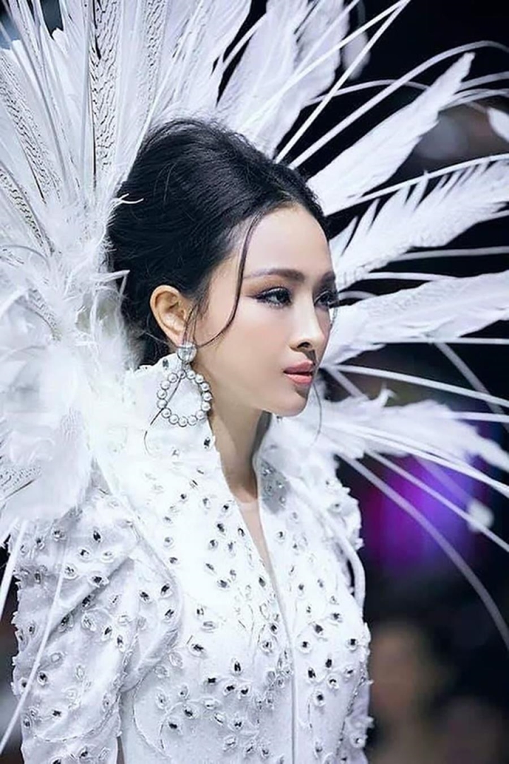 Nàng hậu hiện tập trung chủ yếu cho hoạt động kinh doanh và hiếm khi tham gia vào các hoạt động giải trí. Ảnh: Internet