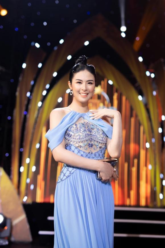 Nàng hậu được xế sang Đặng Lê Nguyên Vũ đón đưa khiến dân tình u mê với nhan sắc thăng hạng - Ảnh 3 Nàng hậu được xế sang Đặng Lê Nguyên Vũ đón đưa khiến dân tình u mê với nhan sắc thăng hạng - Ảnh 3
