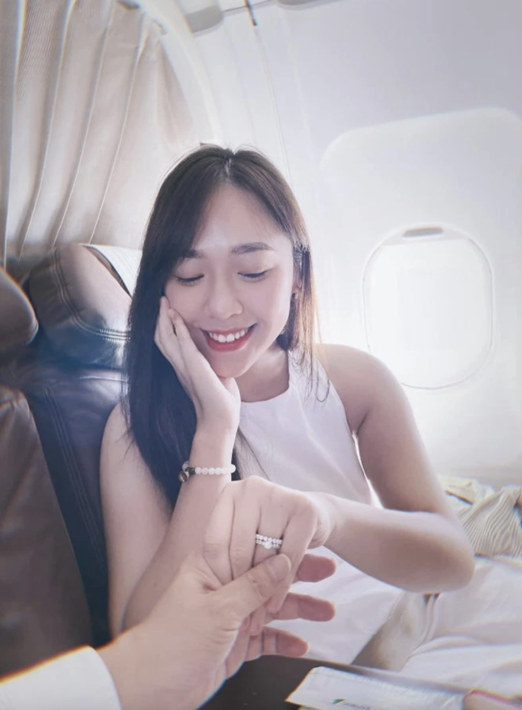 Nữ BTV xinh đẹp từng được triệu phú cầu hôn trên máy bay. Ảnh: Internet