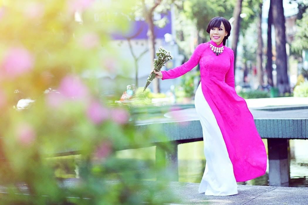 Tung loạt ảnh thủa son sắc, NS Việt Hương khiến dân tình rớt hố u mê vì nhan sắc thượng thừa - Ảnh 2