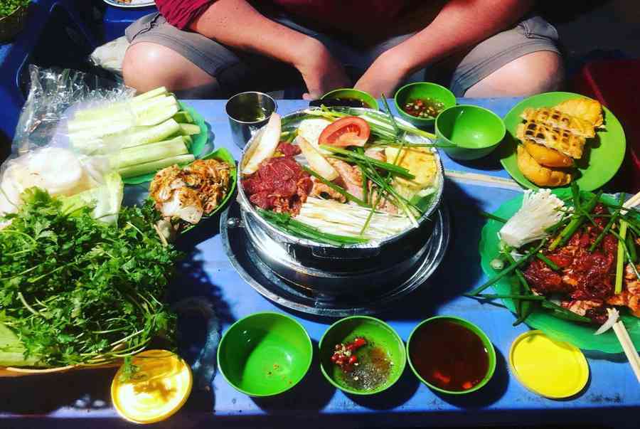 TOP 10 địa điểm ăn uống Hà Nội ngon 'bá cháy' nhất định phải thử 1 lần! - Ảnh 9