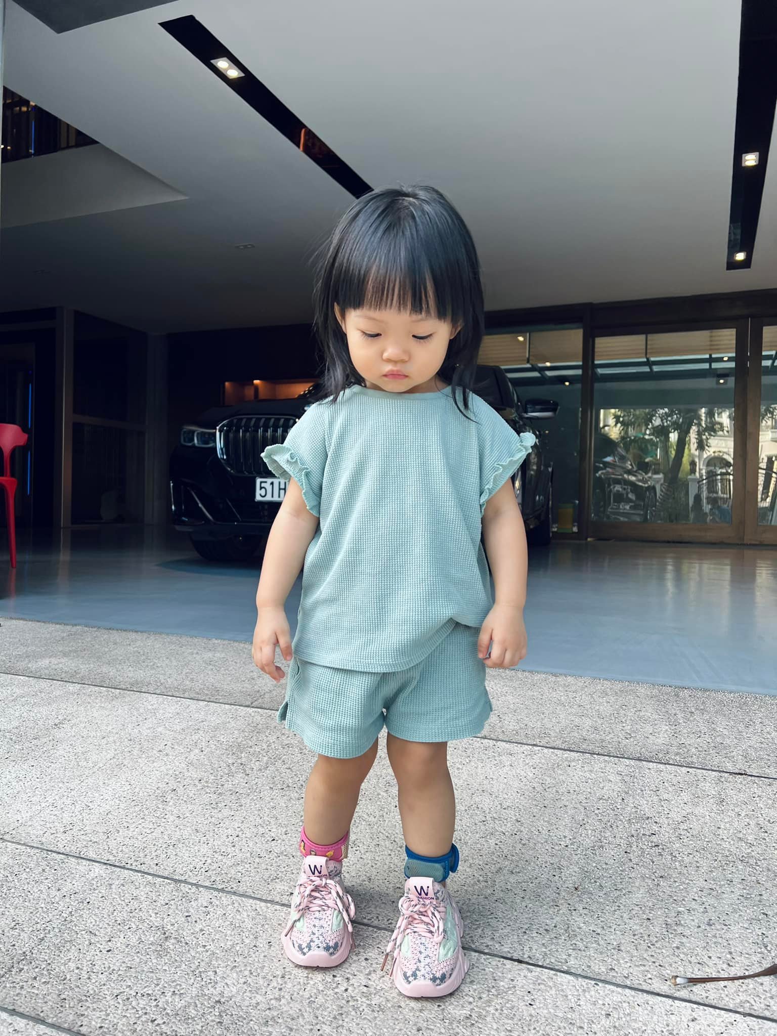 Ái nữ nhà Cường Đôla đúng chuẩn 'sinh ra đã ngậm thìa vàng' thần thái sang chảnh từ trong trứng! - Ảnh 3