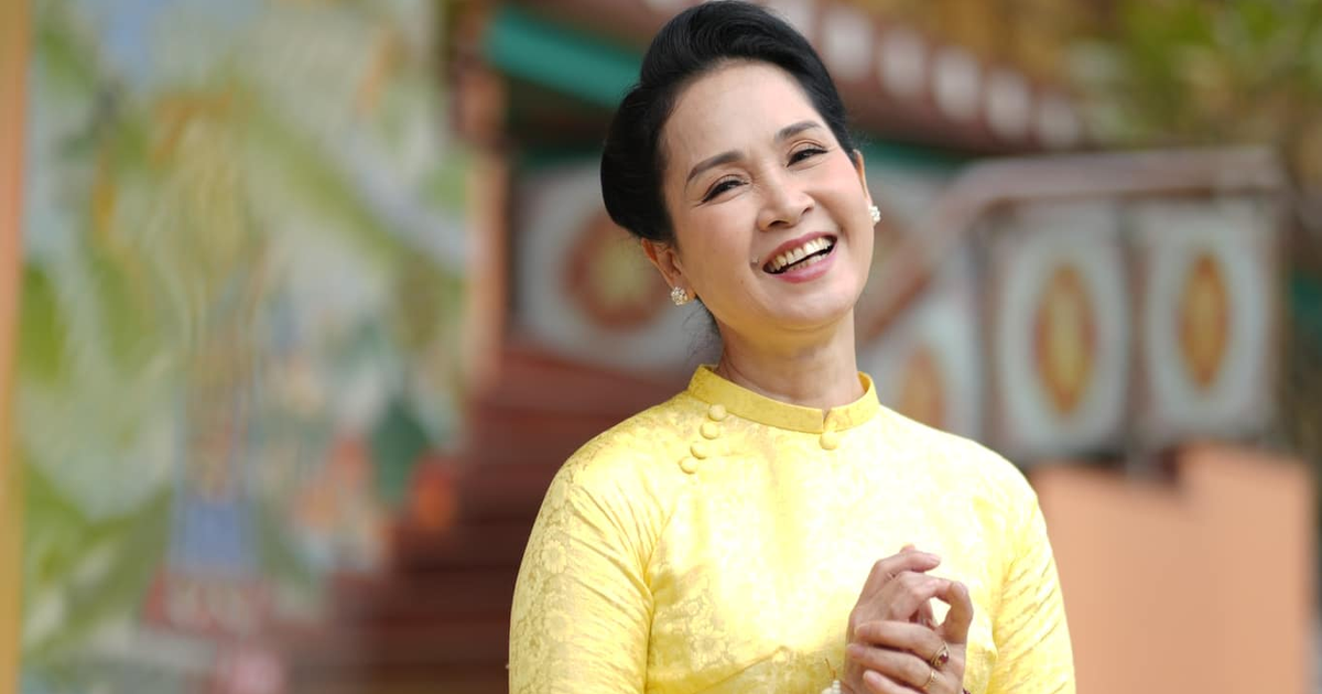 Ngoài đời NSND Lan Hương được đánh giá là một người hiền lành và dễ mến. Ảnh: Internet