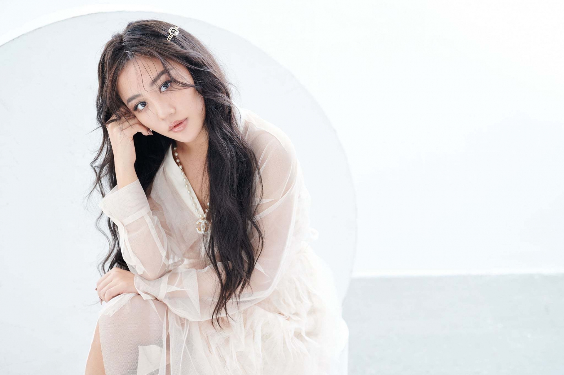 Văn Mai Hương lên tiếng phân trần chuyện nghỉ đi hát và cho biết đó chỉ là hiểu lầm. Ảnh: Internet