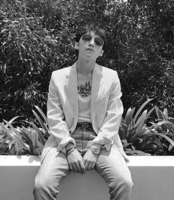 Sơn Tùng khoe visual cực bảnh bao nhưng lại bị mỉa mai vì điều này - Ảnh 1