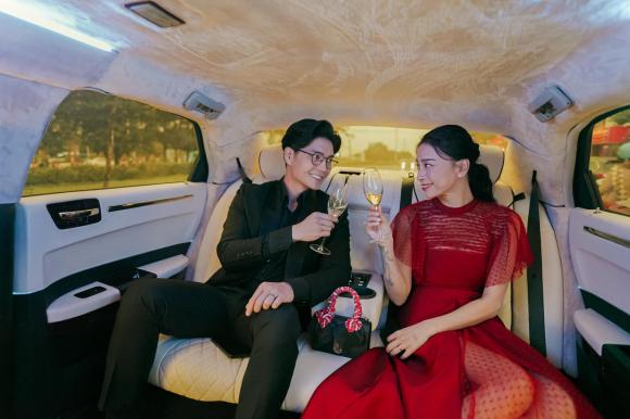Ngô Thanh Vân và Huy Trần lại phát 'cẩu lương' cho cả thiên hạ sau đám cưới lãng mạn - Ảnh 4 Ngô Thanh Vân và Huy Trần lại phát 'cẩu lương' cho cả thiên hạ sau đám cưới lãng mạn - Ảnh 4
