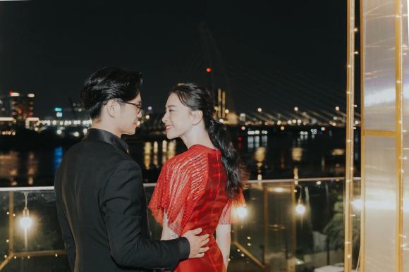 Ngô Thanh Vân và Huy Trần lại phát 'cẩu lương' cho cả thiên hạ sau đám cưới lãng mạn - Ảnh 5 Ngô Thanh Vân và Huy Trần lại phát 'cẩu lương' cho cả thiên hạ sau đám cưới lãng mạn - Ảnh 5