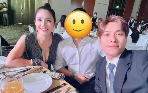 Kiều Minh Tuấn xuất hiện với diện mạo bảnh bao sau khi đường ai nấy đi với Cát Phượng. Ảnh: Internet Kiều Minh Tuấn xuất hiện với diện mạo bảnh bao sau khi đường ai nấy đi với Cát Phượng. Ảnh: Internet