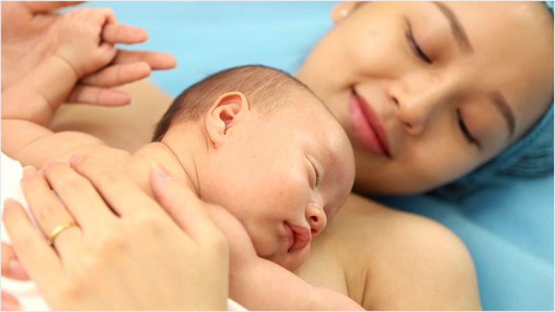 Ở độ tuổi 20 – 24, phụ nữ dễ thụ thai nhất. Sau đó, khả năng thụ thai giảm dần, ở mốc 35 tuổi trở đi bắt đầu giảm mạnh. Ảnh minh hoạ Ở độ tuổi 20 – 24, phụ nữ dễ thụ thai nhất. Sau đó, khả năng thụ thai giảm dần, ở mốc 35 tuổi trở đi bắt đầu giảm mạnh. Ảnh minh hoạ