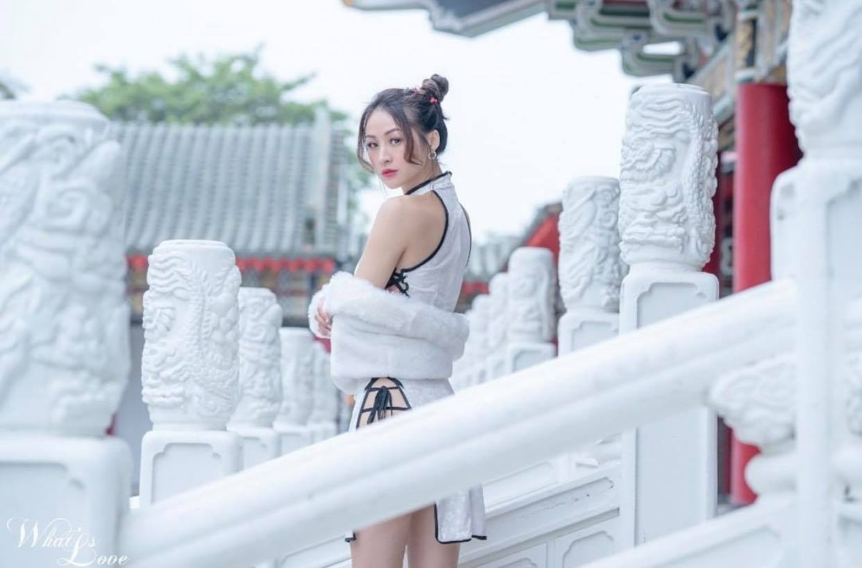 Sườn xám là trang phục mang nhiều ý nghĩa lịch sử của người Trung Quốc. Sườn xám là trang phục mang nhiều ý nghĩa lịch sử của người Trung Quốc.