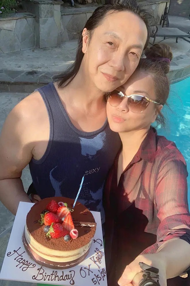 Đều là đại gia và nổi tiếng nhưng Minh Tuyết và Diệp Nghi Keith đều sống rất kín tiếng, điềm đạm.