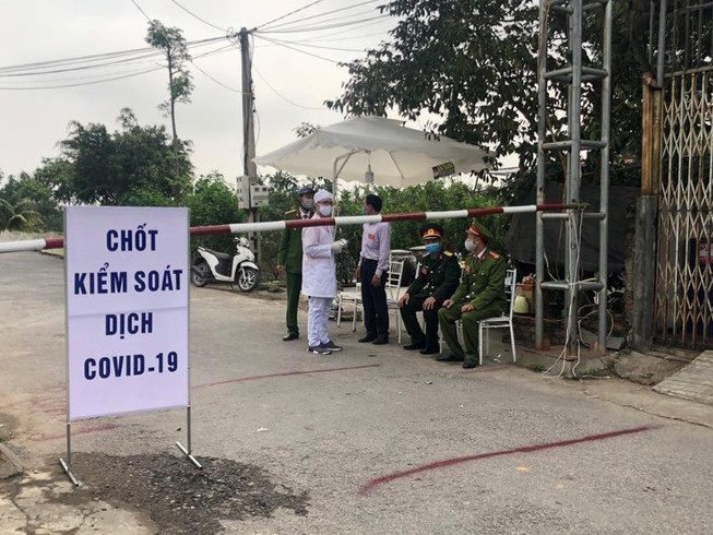 TP Hải Phòng cũng quyết định tạm dừng hoạt động của các nhà hàng dịch vụ ăn uống, cà phê, giải khát, rạp chiếu phim từ 20h00 ngày 16/02/2021 cho đến khi có thông báo mới. Ảnh: FB