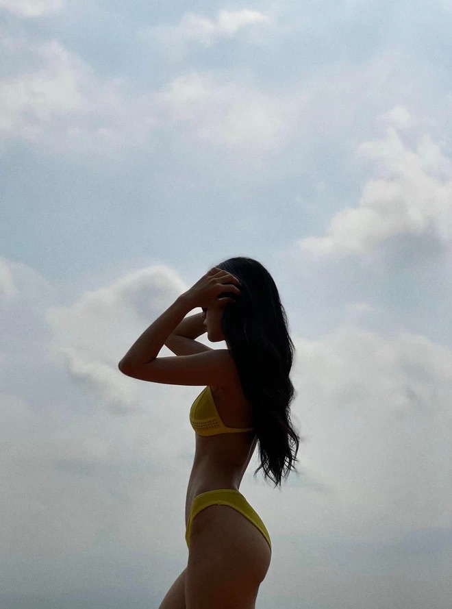 Gái xinh Tuyên Quang sở hữu gương mặt V-line thanh thoát, cao 1m69 với số đo 3 vòng là 79-56-92.