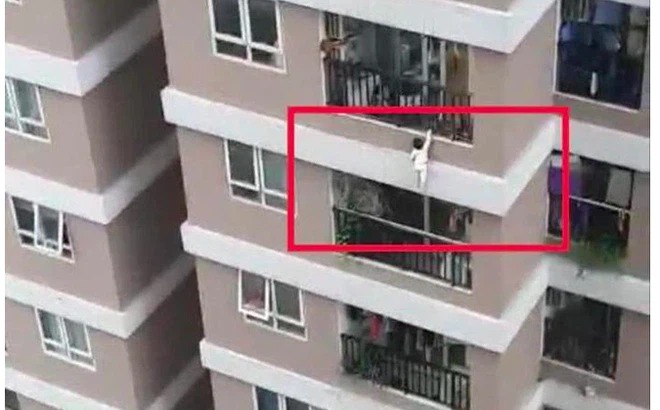 Do các cháu còn bé, không ý thức được sự nguy hiểm nên các gia đình sống ở chung cư cần đặc biệt lưu ý.