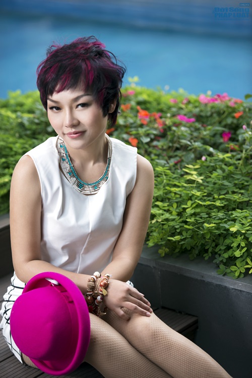 Trước đó, ca sĩ Thái Thùy Linh tỏ ra bức xúc khi nhiều gia đình có con nhỏ, sống tại chung cư nhưng không lắp lưới bảo vệ. Ảnh: FB