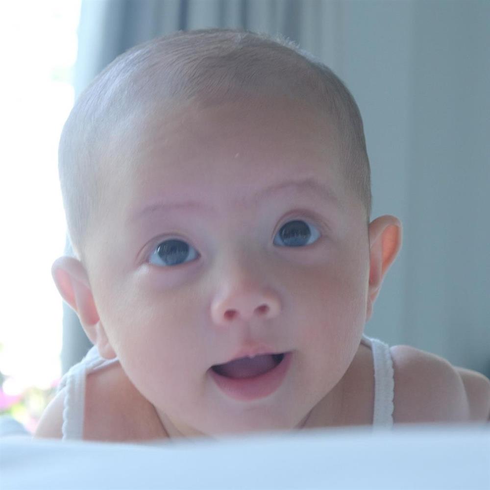 Không hề giấu giếm, Hà Hồ đăng ảnh cận mặt cặp song sinh khiến ai nhìn cũng thích mê - Ảnh 1