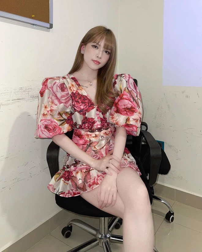 Hậu nghi án chia tay Sơn Tùng, Thiểu Bảo Trâm đột nhiên bật mood gái thiện lành