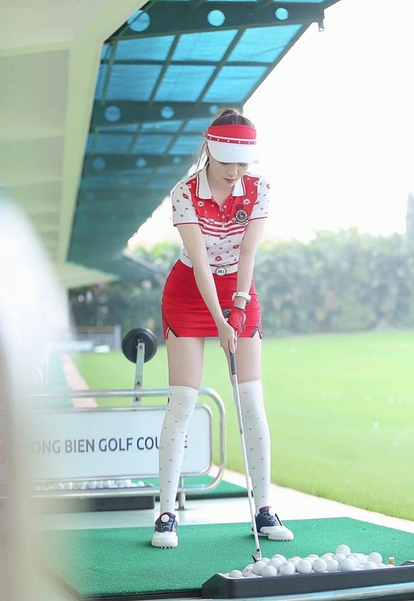 Sau cuộc hôn nhân đổ vỡ với Trọng Hưng, Âu Hà My dần lấy lại cân bằng và tự tin trong cuộc sống. Cô trở thành người phụ nữ xinh đẹp, tự tin và độc lập khiến nhiều người ngường mộ. Sau cuộc hôn nhân đổ vỡ với Trọng Hưng, Âu Hà My dần lấy lại cân bằng và tự tin trong cuộc sống. Cô trở thành người phụ nữ xinh đẹp, tự tin và độc lập khiến nhiều người ngường mộ.
