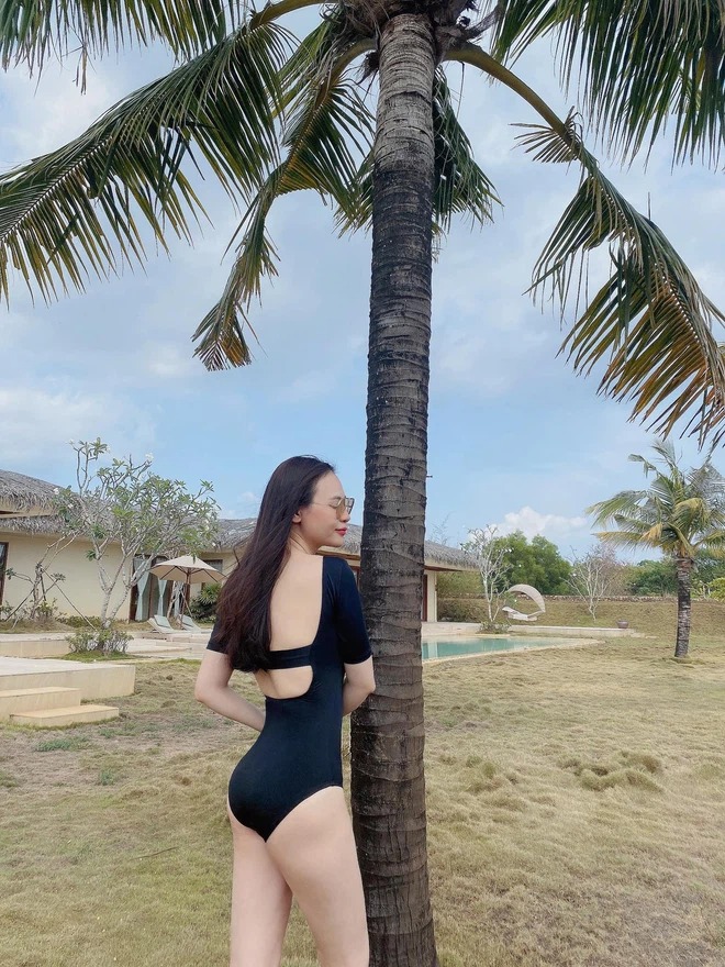 Body của bà xã Cường Đô la khiến nhiều chị em ghen tỵ đổ mắt.