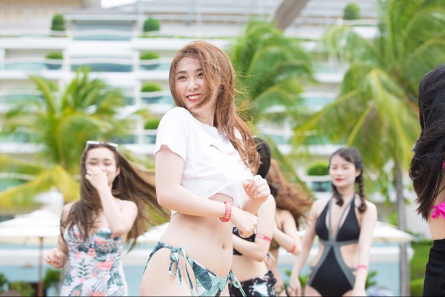 Nhan sắc và vóc dáng của Thanh Mèo không thua kém mỹ nhân nào trong Vbiz. Ảnh: FB