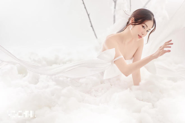 Người đẹp sinh năm 1996 đến từ Tiền Giang chia sẻ những thành công, va vấp, rồi đứng dậy mạnh mẽ của em gái Nam Em đã cho cô động lực và quyết tâm đến với cuộc thi này. Ảnh: FB