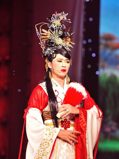 Ở lĩnh vực giả gái, anh gần như không có đối thủ. Nếu anh số 2 thì không ai dám nhận số 1. Ảnh: FB