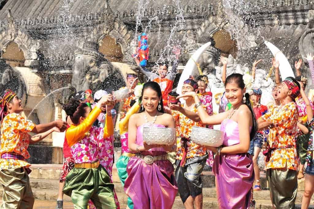 Vị tỷ phú này đang đặt cược vào sự phục hồi của ngành du lịch sau khi nước này mở cửa trở lại. Ảnh: FB Vị tỷ phú này đang đặt cược vào sự phục hồi của ngành du lịch sau khi nước này mở cửa trở lại. Ảnh: FB